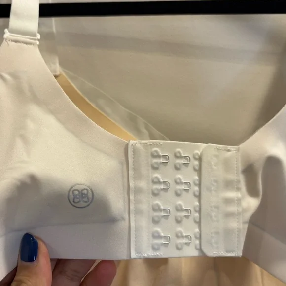 Honeylove Crossover Bra in Sand Size 1X-L - Picture 9 of 12